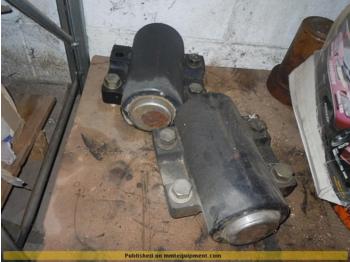 Hidraulinis cilindras Hyundai 140-W - Piston Stabilizer: foto 1