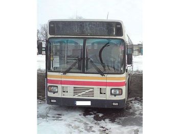 Turistinis autobusas Volvo B10R, 4x2: foto 1