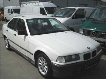 BMW 320i - Lengvasis automobilis