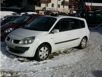Renault Grand Scenic - Lengvasis automobilis