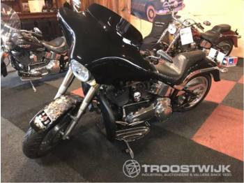 Harley-Davidson FLSTF - Motociklas