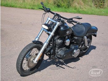 Harley-Davidson FXDB Dyna Street Bob Motorcykel (76hk)  - Motociklas