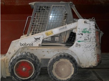 Bobcat 751 - Mini krautuvas