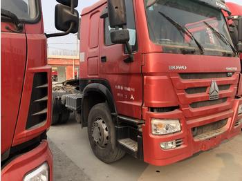 Platforminis/ Bortinis sunkvežimis SINOTRUK Howo 375 Truck: foto 1
