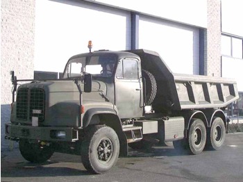 SAURER D330 - Savivartis sunkvežimis