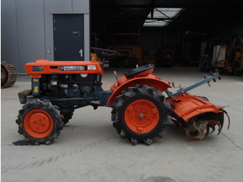 Traktorius Kubota B60004X4: foto 1