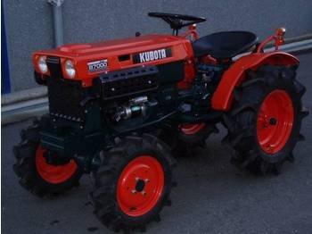 Traktorius Kubota B7000 DT - 4X4: foto 1