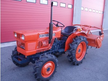 Traktorius Kubota L1501 DT - 4X4: foto 1