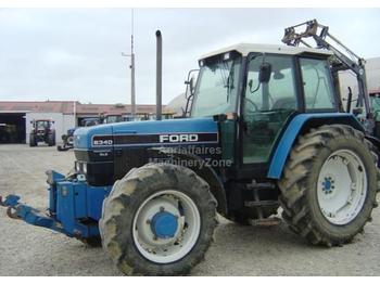 Ford 8340 - Traktorius