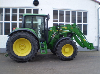 JOHN DEERE 6630 - Traktorius