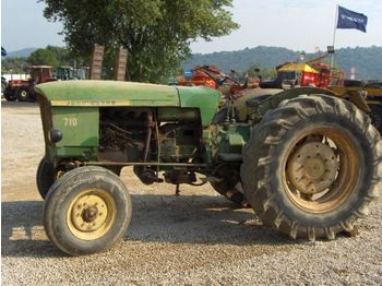 JOHN DEERE 710 R - Traktorius