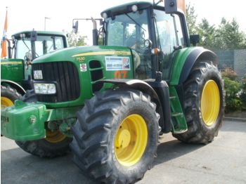 JOHN DEERE 7530 PREMIUM - Traktorius
