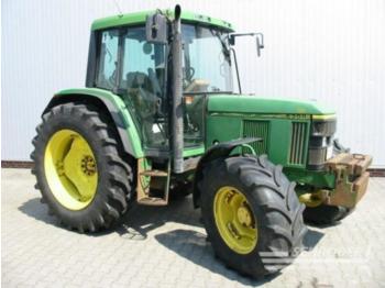 John Deere 6300 - Traktorius