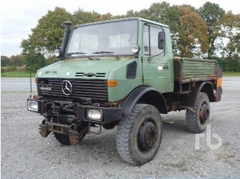Mercedes-Benz UNIMOG U1500 - Traktorius
