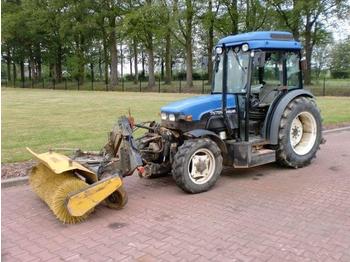 New Holland TN75N 4x4 - Traktorius